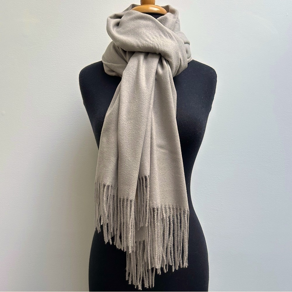 NWT Long Scarf Gray Cashmere Blend with Fringe.
